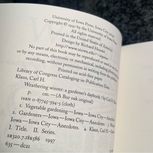 Weathering Winter A Gardener’s Daybook Carl H. Klaus Paperback 1997 Dec - March - Picture 5 of 7